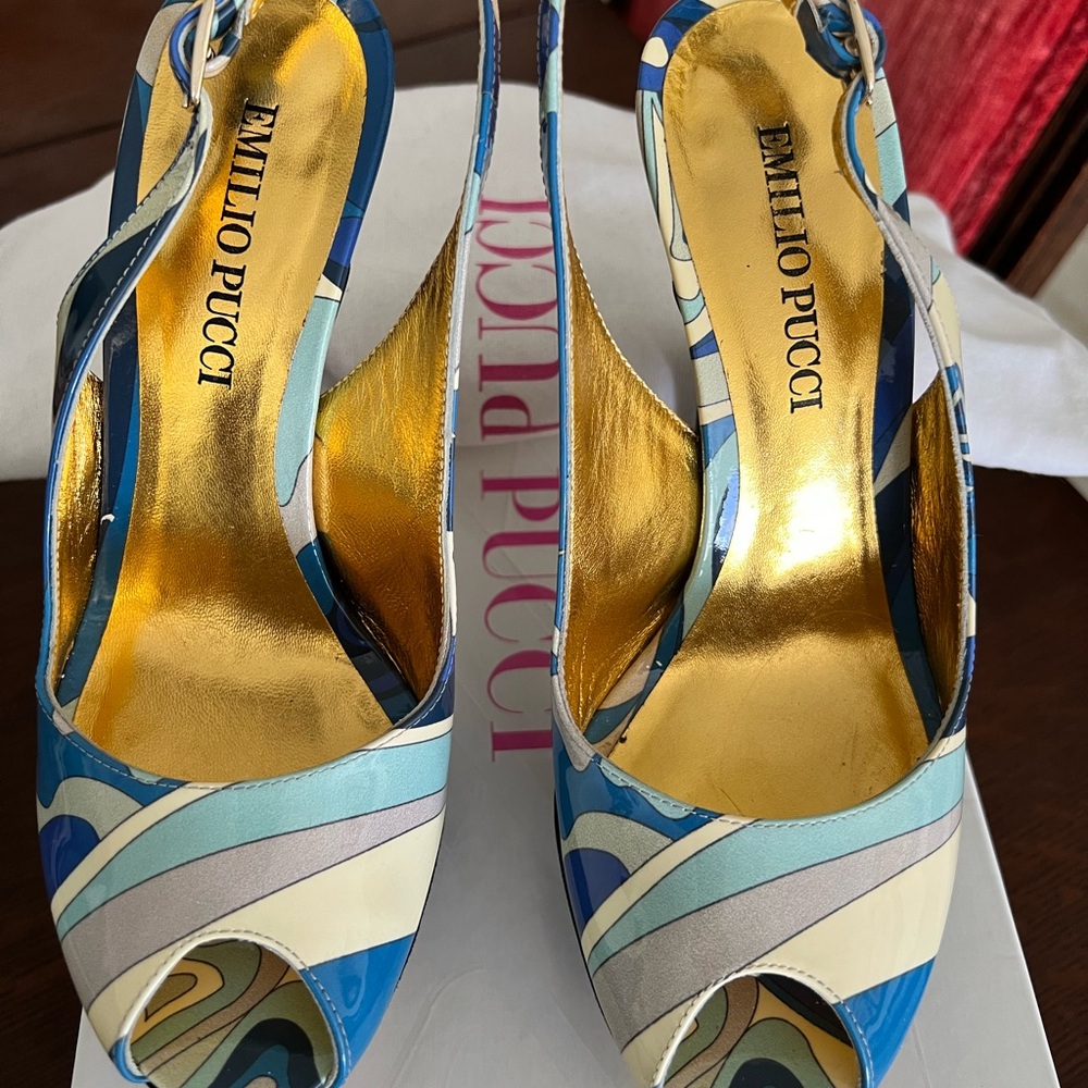 Emilio Pucci Blue and Gold Artistic Heels